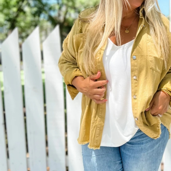 Distressed mustard shacket - Picture 2 of 4